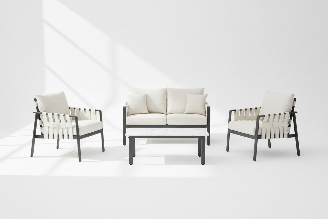 Outdoor Chairs & Tables